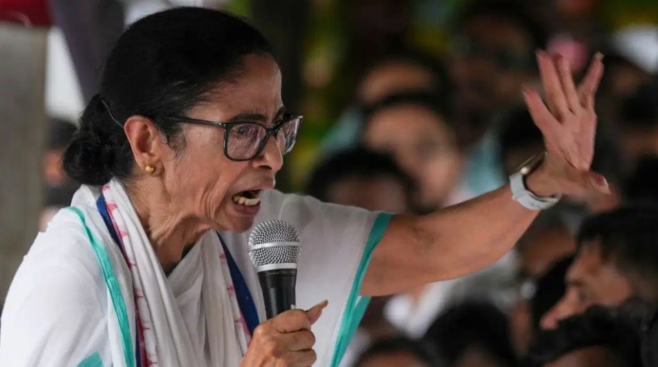 হাদির খুনিদের বাঁচাতে ভারতের স্বরাষ্ট্রমন্ত্রীর হস্তক্ষেপ ছিল, মমতার মন্তব্যে নতুন মোড়