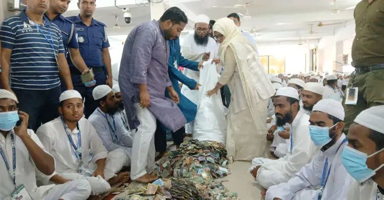 ৬ মাস পর খুলল পাগলা মসজিদের দানবাক্স, ৪৩ বস্তা টাকার গণনা চলছে!