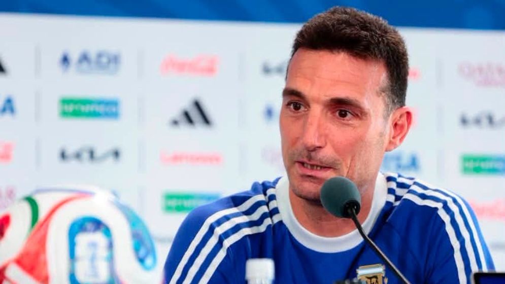 বাংলাদেশিদের ভালোবাসায় আবেগঘন বার্তা স্কালোনির