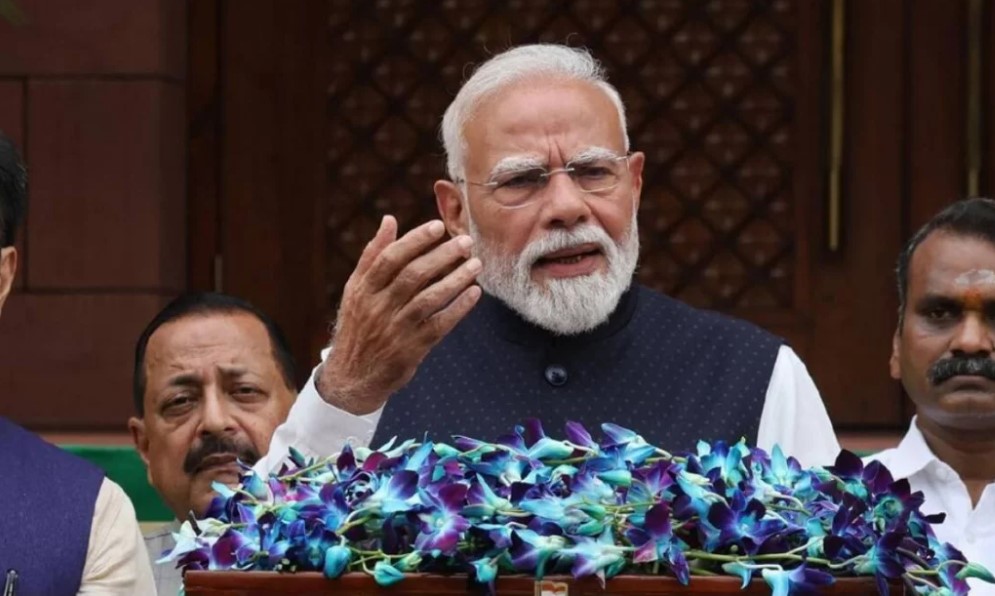 প্রশ্নপত্র ফাঁস নিয়ে মোদির নীরবতা ভঙ্গ: 'ত্রুটিহীন' নিয়োগ পরীক্ষার নির্দেশ