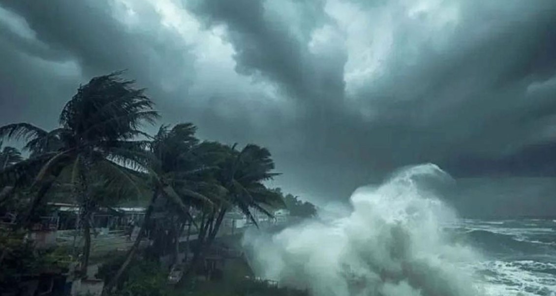 দেশের ৮ অঞ্চলে গভীর রাতের মধ্যে ঝড়ের পূর্বাভাস, ১ নম্বর সতর্কসংকেত