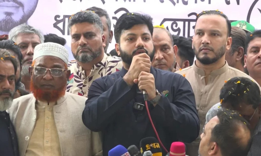 জুলাই শহীদদের কবর বাঁধানোর বরাদ্দও মেরে খেয়েছে অন্তর্বর্তী সরকার: ইশরাক হোসেন