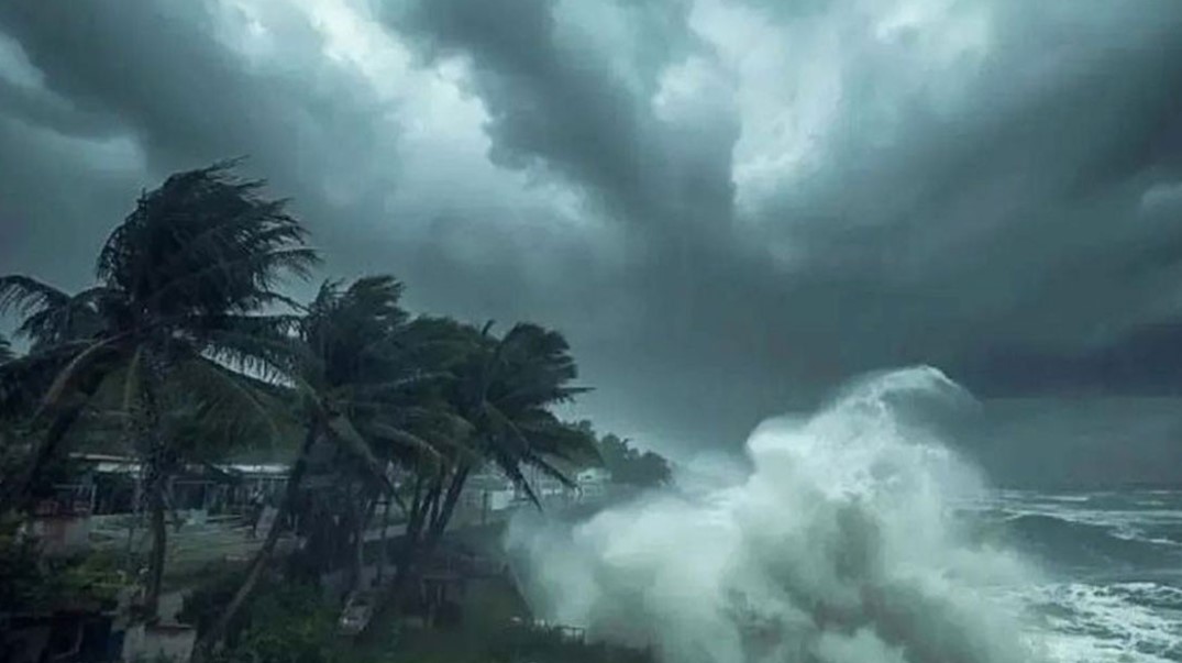 খুলনা-চট্টগ্রামসহ ৬ অঞ্চলে তীব্র ঝড়ো হাওয়ার শঙ্কা