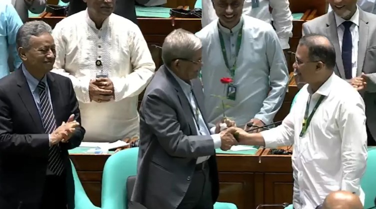 অলি আহমদকে হারিয়ে রাষ্ট্রপতি নির্বাচনে জয়ী মির্জা ফখরুল