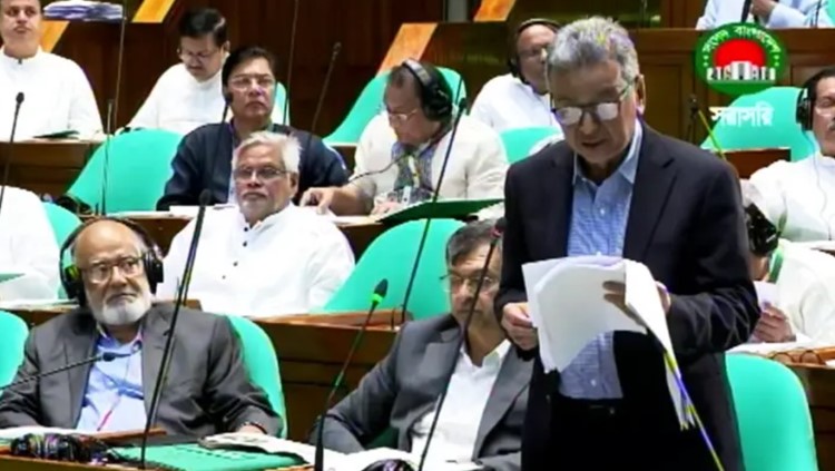 জাতীয় সংসদে দেশের জনগণের মাথাপিছু ঋণের হিসাব তুলে ধরলেন অর্থমন্ত্র