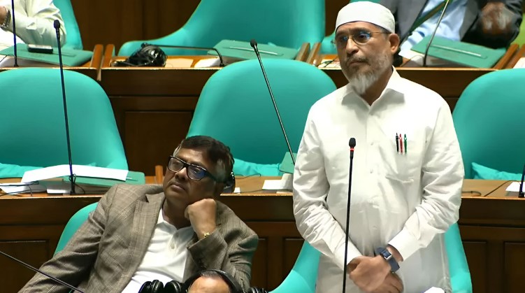 স্বাধীনতা ও নিরাপত্তার স্বার্থে র্যাবের মতো শক্তিশালী ফোর্স অপরিহার্য: লুৎফুজ্জামান বাবর