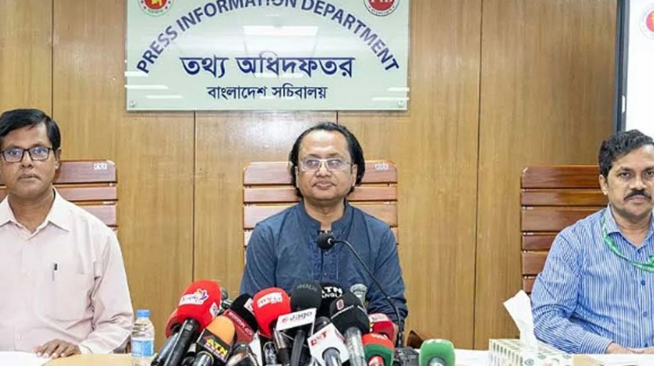 অনুশোচনা ছাড়া আওয়ামী লীগের সাথে মীমাংসা অসম্ভব: প্রধানমন্ত্রীর তথ্য উপদেষ্টা