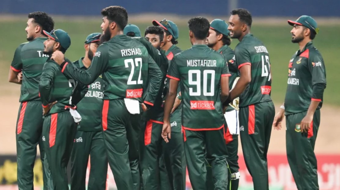 আন্তর্জাতিক ত্রিদেশীয় ক্রিকেটে বেঁচে থাকার লড়াইয়ে নজিরবিহীন সমীকরণের মুখে জাতীয় দল