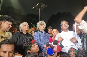 দাবি পূরণের আশ্বাস, অনশন ভেঙ্গে শিক্ষক–শিক্ষার্থীরা কি বললেন? 