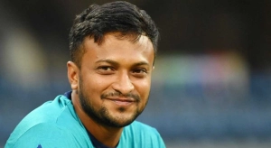 সাকিব আল হাসানসহ ১৫ জনের দেশত্যাগে নিষেধাজ্ঞা