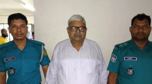 রাজধানীতে গ্রেফতার সাবেক এমপি বাদশাহ