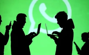 এবার হোয়াটসঅ্যাপেই এআই ছবি! চালু হলো ‘১-৮০০-চ্যাটজিপিটি’