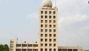 ঝড়ো হাওয়ার আশঙ্কায় ১৮ জেলার নদীবন্দরে সতর্ক সংকেত
