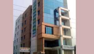 খুলনার শিক্ষা প্রতিষ্ঠান না কি দুর্নীতির অভয়ারণ্য? নর্থ ওয়েস্টার্নে ফুঁসে উঠছে ছাত্ররা
