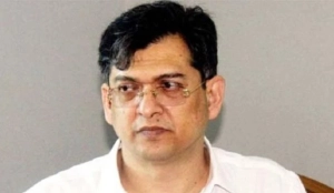 মেধাহীন শাসনে দেশ কাঁপছে, মেধাবীরা পালাচ্ছে, শুনছেন?সালাহউদ্দিনের মেধা টিপস!