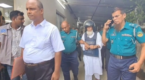 হঠাৎ আদালতে হাজির, চার সাবেক মন্ত্রী একসঙ্গে কারাগারে!