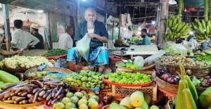 মাছ-সবজির দামে লাফ, বরিশালের বাজারে ভোক্তারা বিপাকে!