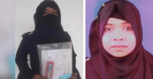 মায়ের লাশ বাড়িতে, এইচএসসি পরীক্ষাকক্ষে দুই মেয়ে