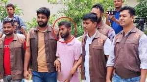  তারেকের 'চাচাতো ভাই' পরিচয়ে প্রতারণা: বগুড়ায় যুবক গ্রেপ্তার