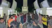 মিটফোর্ড হত্যাকাণ্ডের প্রতিবাদে কুমিল্লা বিশ্ববিদ্যালয়ে শিক্ষার্থীদের বিক্ষোভ