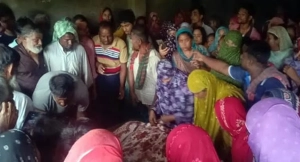  মেহেরপুরে বিদ্যুৎস্পৃষ্ট হয়ে দম্পতির করুণ মৃত্যু