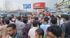 গোপালগঞ্জে হামলার প্রতিবাদে বরিশালে শিক্ষার্থীদের সড়ক অবরোধ