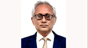 দুর্নীতি দমনে নতুন দিকনির্দেশনায় নতুন নেতৃত্ব