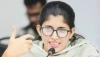 যুদ্ধবিমান বিধ্বস্ত: “লাথি মারি এই শোকে”—উমামা ফাতেমার বিস্ফোরণ
