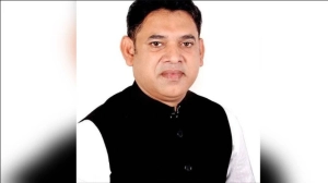 অবশেষে শেখ হাসিনার পরিবারের একজন গ্রেপ্তার