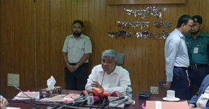 ‘পানির দামে’ বিলাসবহুল গাড়ি বিক্রি নয়: এনবিআর চেয়ারম্যান