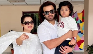 শেহজাদকে সময় দিতে গিয়ে যুক্তরাষ্ট্রে শাকিবের পাশে বুবলী