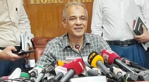 গণঅভ্যুত্থান দিবস সামনে রেখে দেশে নাশকতার শঙ্কা নেই: স্বরাষ্ট্র উপদেষ্টা