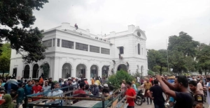 ‘জুলাই অভ্যুত্থান’ ডকুমেন্টারি: ইতিহাস সংরক্ষণে সুপ্রিম কোর্টের বিরল উদ্যোগ
