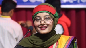 ‘নারীদের ধ্বংসের চেষ্টা চলছে’—বলে রাজনীতি ছাড়লেন বৈষম্যবিরোধী নেত্রী লিজা 