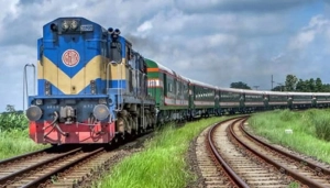 ঢাকায় সমাবেশে যোগ দিতে ২০ বগির ট্রেন ভাড়া নিল চট্টগ্রাম ছাত্রদল