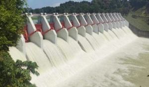 টানা বৃষ্টিতে কাপ্তাই লেকে পানির চাপ, খুলে দেওয়া হতে পারে জলকপাট