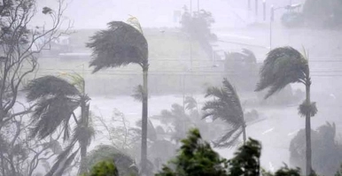 হঠাৎ বদলাচ্ছে আবহাওয়া! রাজধানীসহ ৭ বিভাগে বজ্রসহ বৃষ্টির পূর্বাভাস
