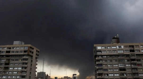 তেহরানজুড়ে ইসরায়েল-মার্কিন বিমান হামলা: বিস্ফোরণে প্রকম্পিত ইরানের রাজধানী