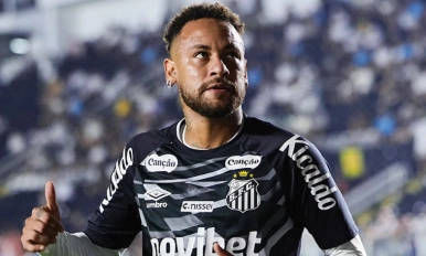 আনচেলত্তির আল্টিমেটাম ও সান্তোসের পরিকল্পনা: নেইমার কি ফিরবেন ব্রাজিলের জার্সিতে?