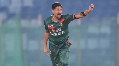 ওয়াসিম আকরাম ও ট্রেন্ট বোল্টকে ছুঁয়ে ফেললেন মোস্তাফিজ! সাগরিকায় ইতিহাস