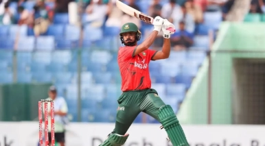 কিউই বধের নতুন রেকর্ড! নিউজিল্যান্ডকে উড়িয়ে সিরিজে এগিয়ে গেল টাইগাররা