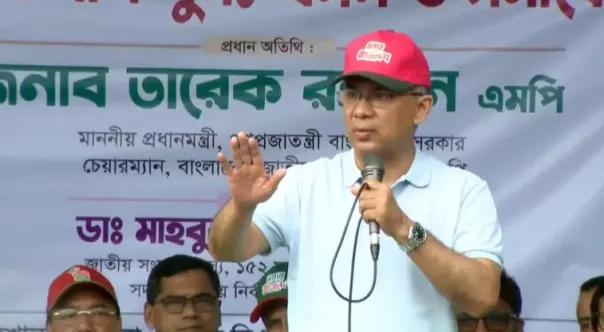 পতিত স্বৈরাচারের সাথে ভেতরের গোষ্ঠীর গোপন যোগাযোগ রয়েছে: প্রধানমন্ত্রী