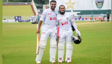 অস্ট্রেলিয়ার মাটিতে ডারউইন টেস্টে বাংলাদেশ, মুশফিকের নতুন রেকর্ড