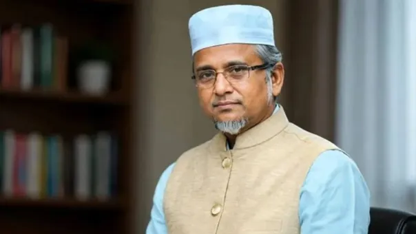 দল থেকে বহিষ্কৃত তবুও এমপি! গাজী নজরুলের ঘটনায় সংসদে নতুন আইনের দাবি
